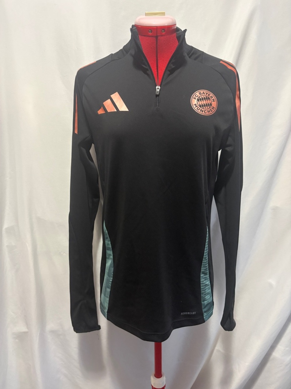 adidas Black Long-Sleeve FC Bayern Training Top with Coral Accents SM66